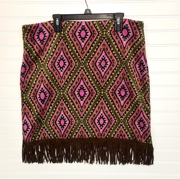 Dresses & Skirts - 3/$15 sale COWGIRL JUSTICE Skirt with frng  Xlarge